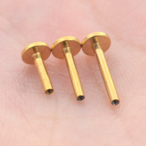 Стержень интернал-лабреты 1,2 мм (резьба 1,0 мм тип 2), золотое анодирование. Титан. XLIAT2